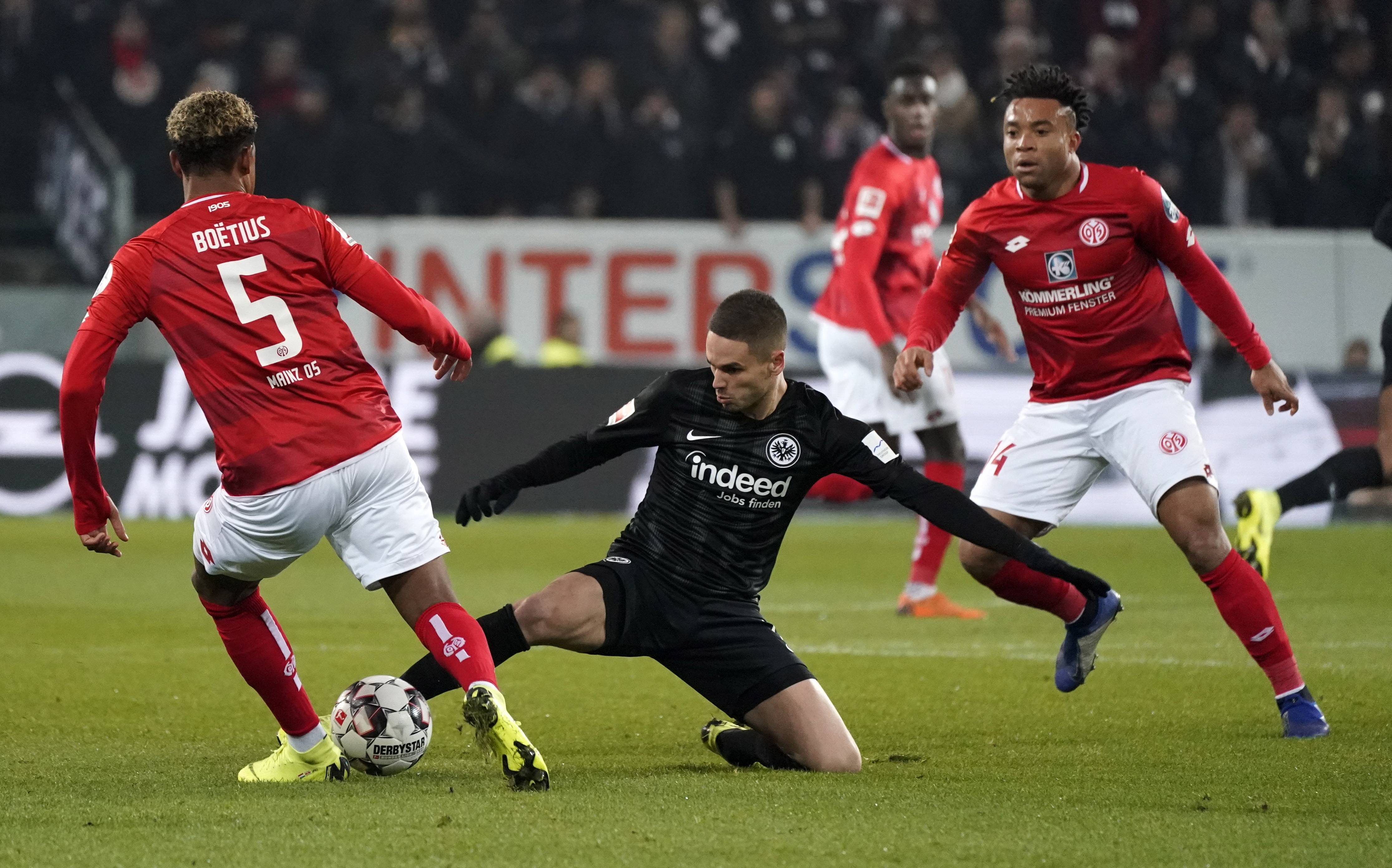 关于霍芬海姆客场艰难取胜，保持不败纪录的信息